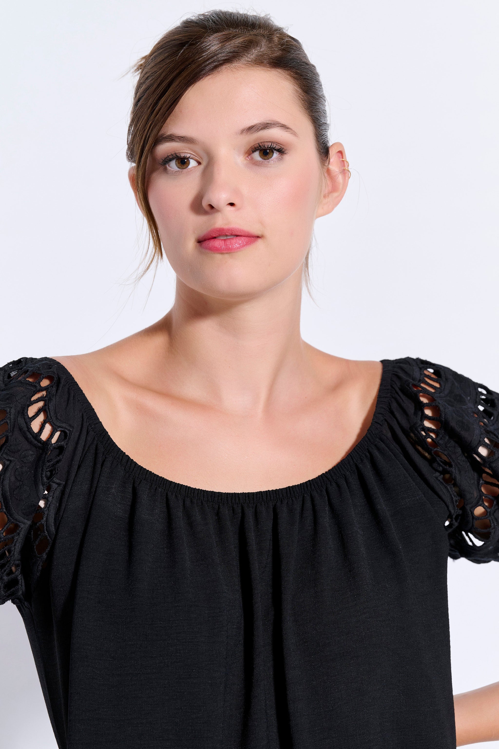 Broderie Dress (8089)