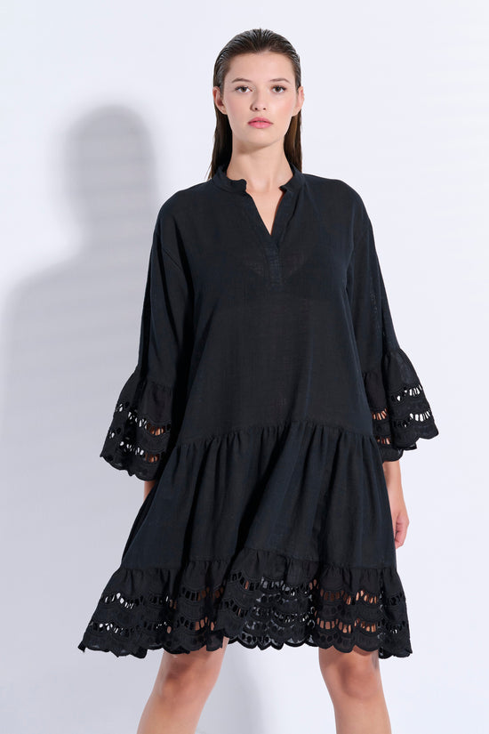 Broderie Dress with Ruffles (8090)