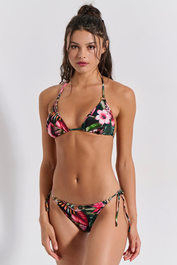 ZANZIBAR (ZN019)